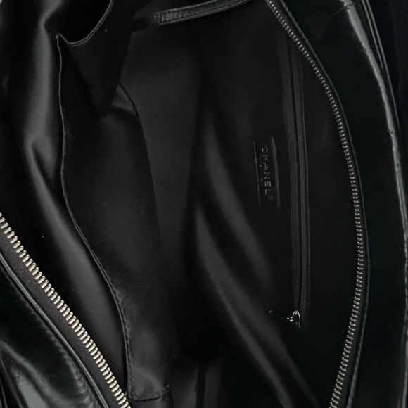 Chanel Black Quilted Vinyl Large Frozen Tote Bag - Picture 6 of 15